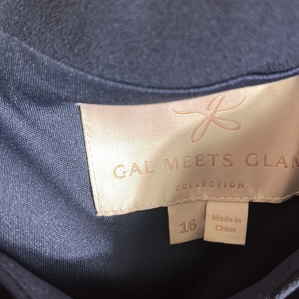 Gal meets glam Maria scalloped navy dress sz 16. (86) - Picture 3 of 5